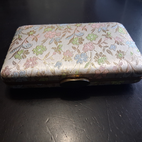 Silk Floral Patterned Clutch - Picture 2 of 7